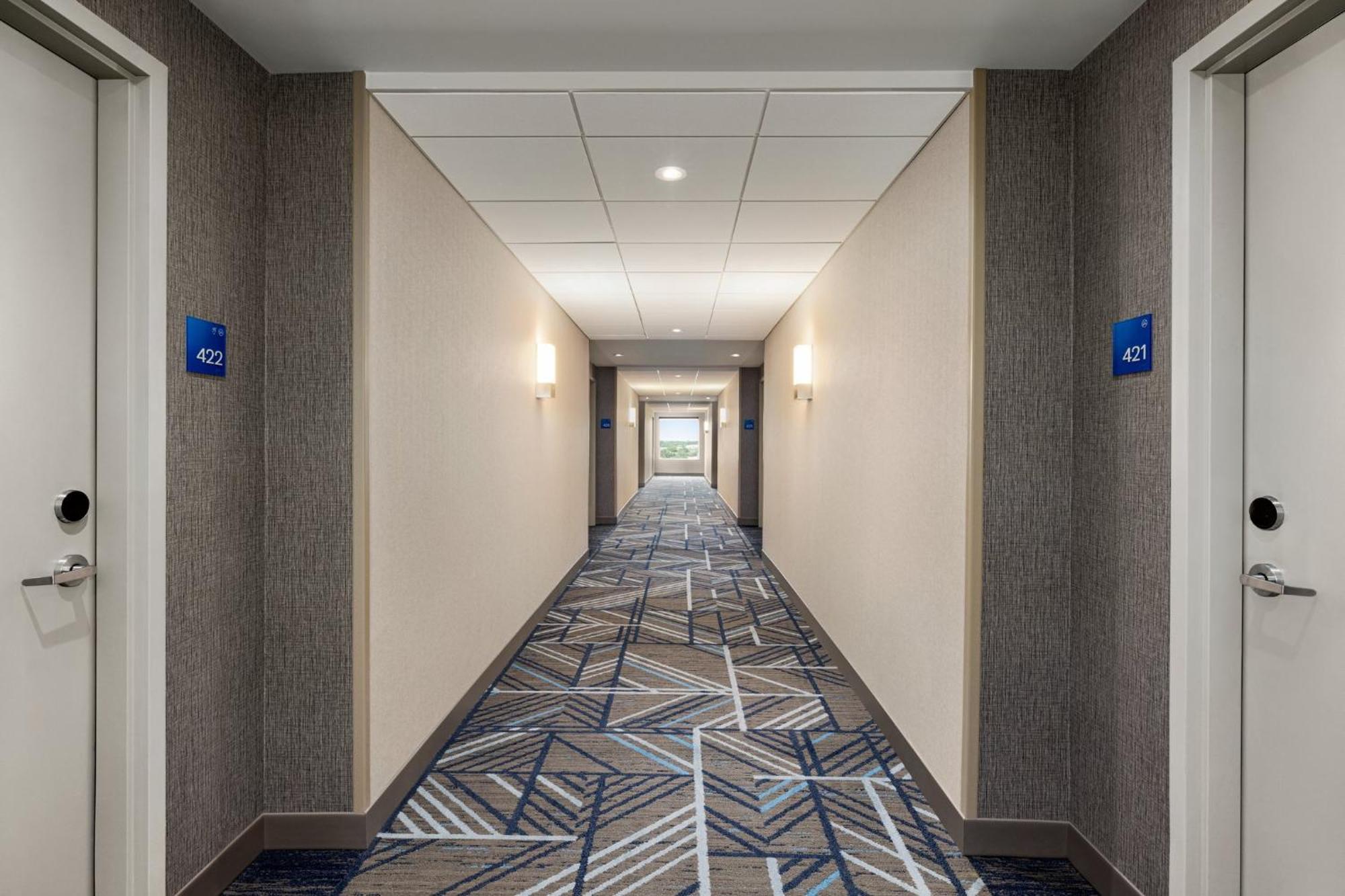 Holiday Inn Express - Strathroy By Ihg Dış mekan fotoğraf