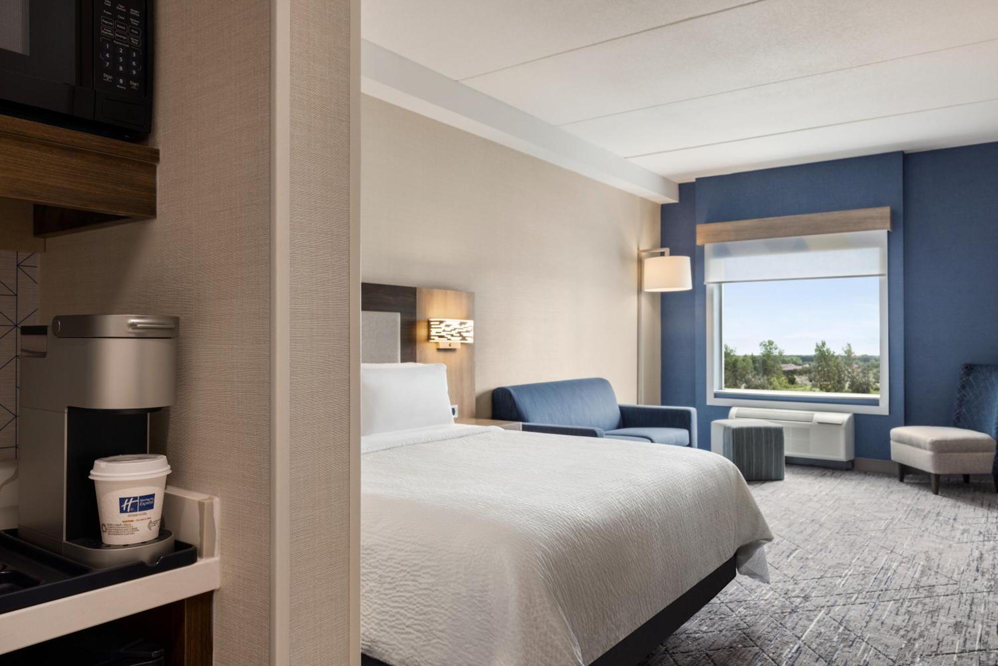 Holiday Inn Express - Strathroy By Ihg Dış mekan fotoğraf