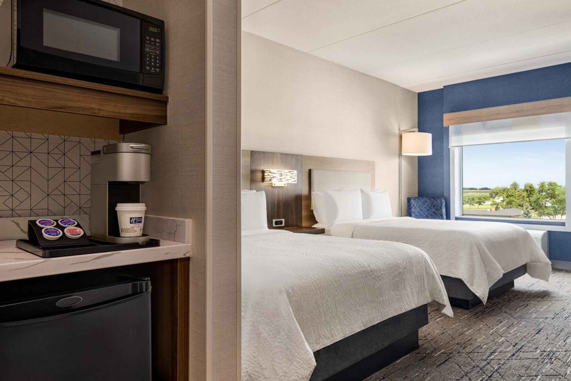 Holiday Inn Express - Strathroy By Ihg Dış mekan fotoğraf